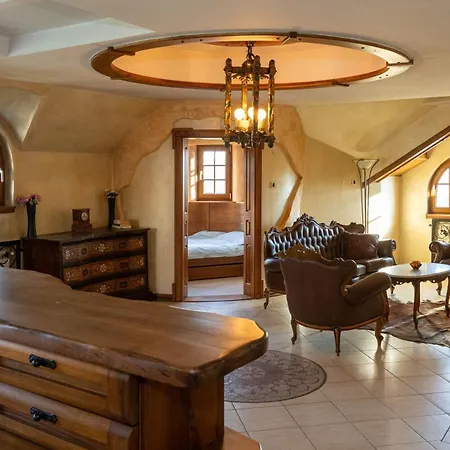 Royal Casa *