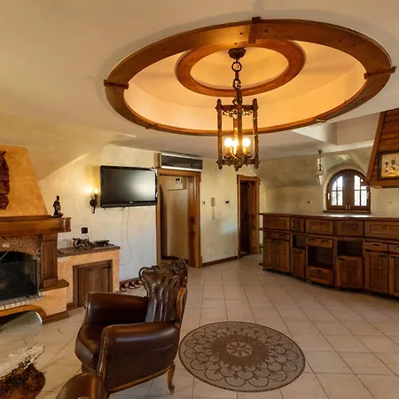 Royal Casa *